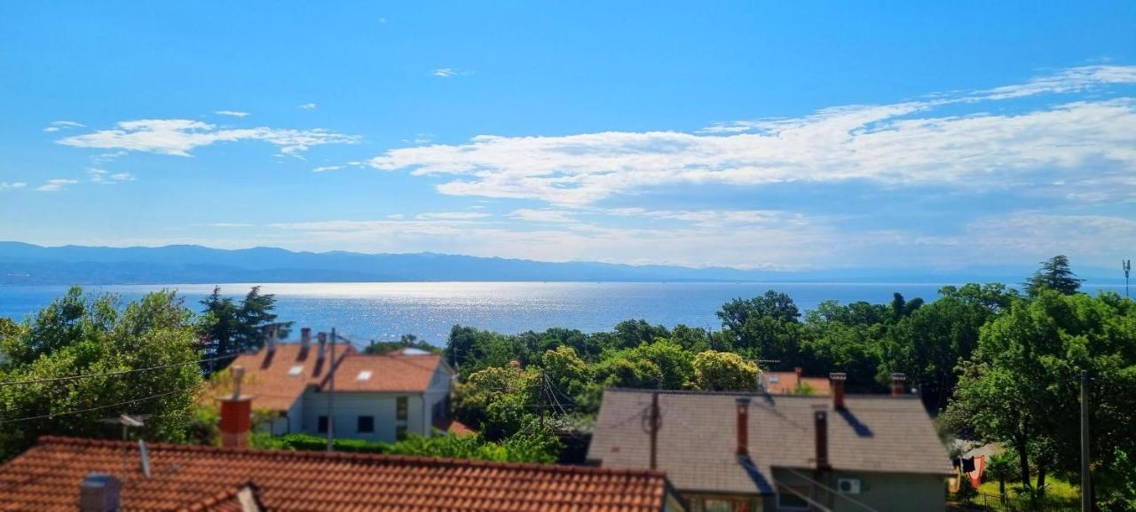 Apartments Skorup Ičići Eksteriør bilde